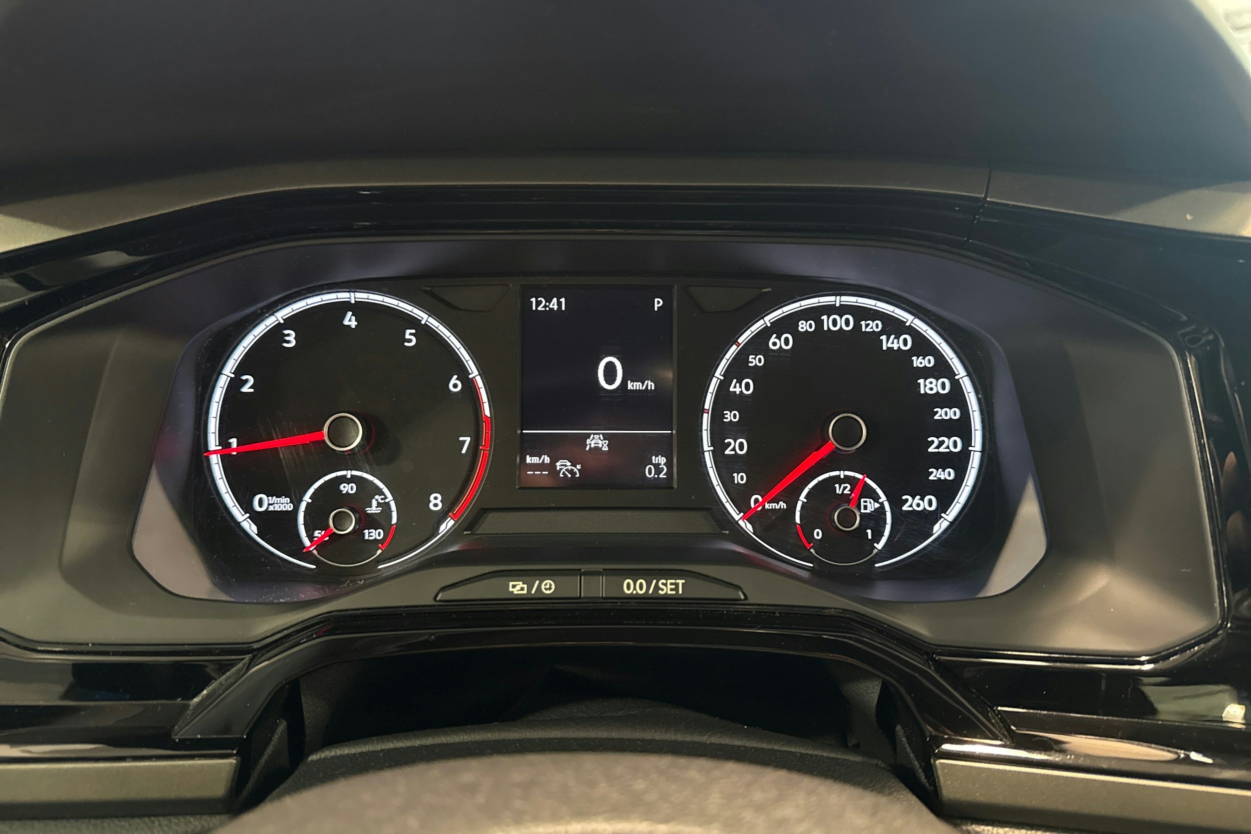 sininen Volkswagen Polo 2020 kuva 14.