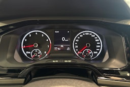 sininen Volkswagen Polo 2020 kuva 14.