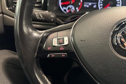 sininen Volkswagen Polo 2020 kuva 16.