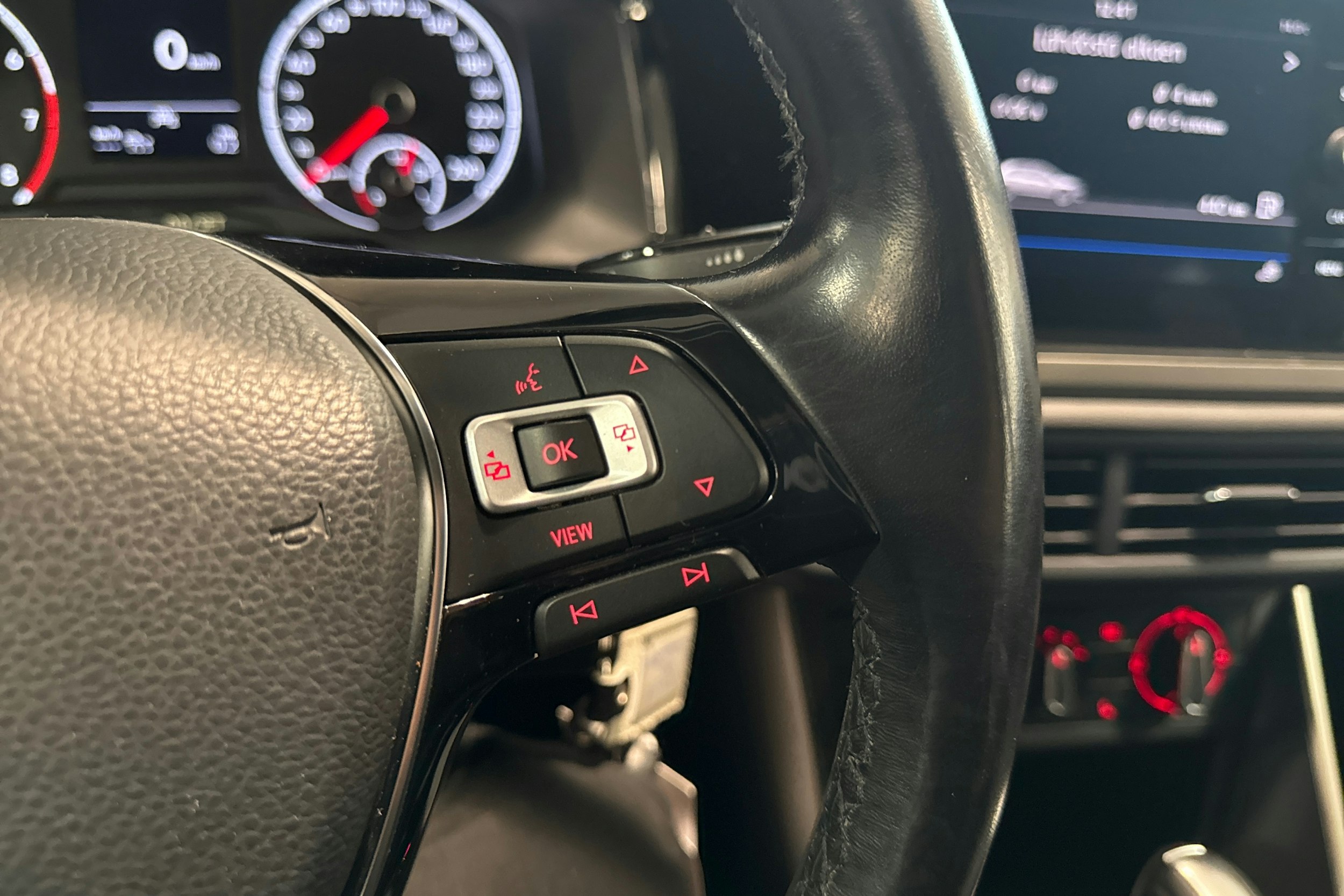 sininen Volkswagen Polo 2020 kuva 17.
