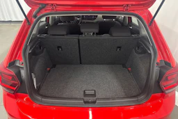 punainen Volkswagen Polo 2020 kuva 16.