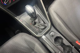 punainen Volkswagen Polo 2020 kuva 25.