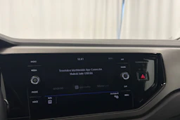 valkoinen Volkswagen Polo 2020 kuva 21.