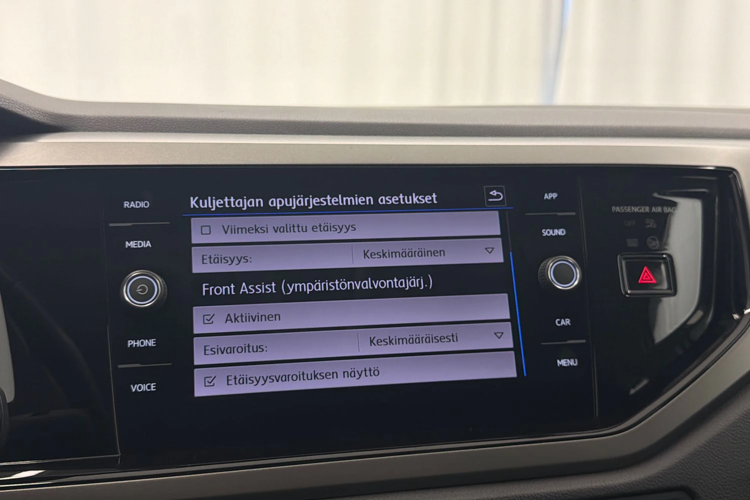 valkoinen Volkswagen Polo 2020 kuva 23.