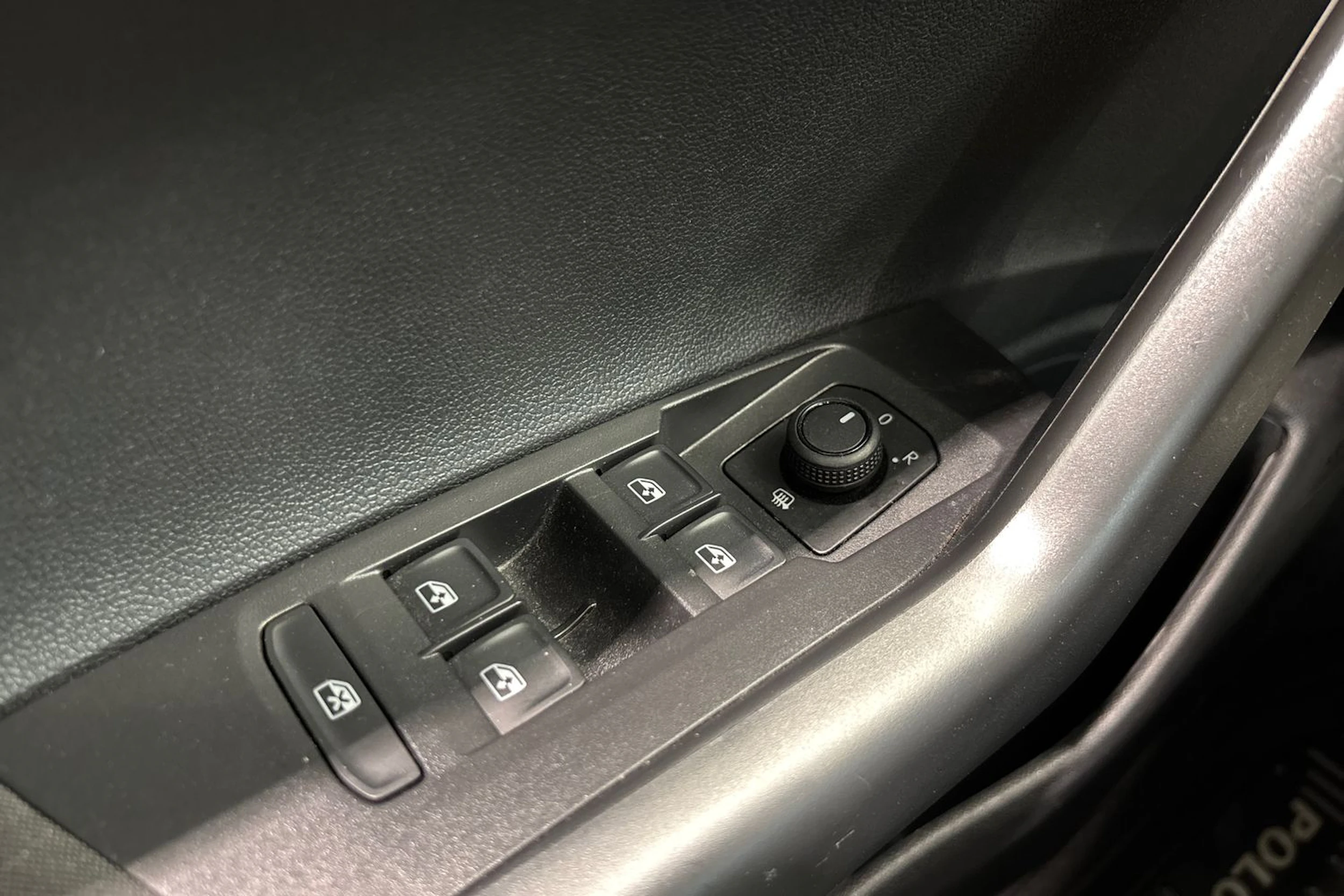 Valkoinen Volkswagen POLO 2020 kuva 15.
