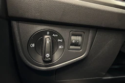 Valkoinen Volkswagen POLO 2020 kuva 16.