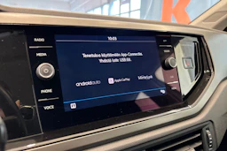Valkoinen Volkswagen POLO 2020 kuva 24.