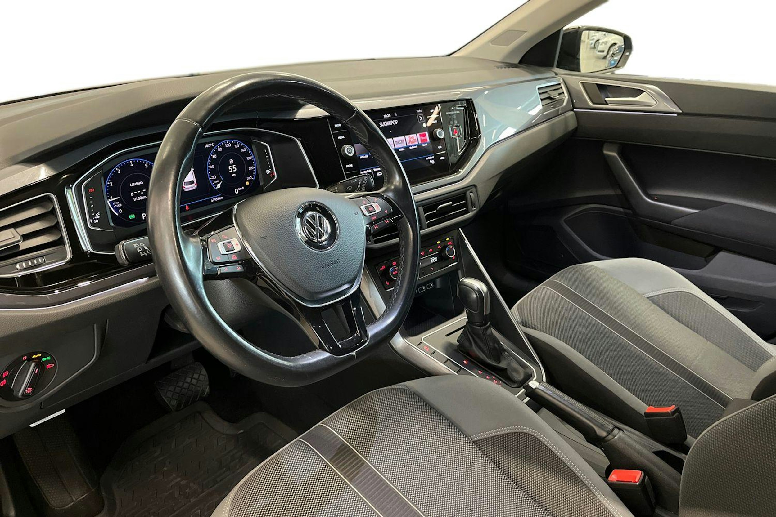 met. musta Volkswagen Polo 2020 kuva 7.