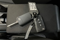 met. musta Volkswagen Polo 2020 kuva 30.