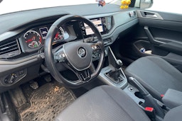 valkoinen Volkswagen Polo 2021 kuva 3.