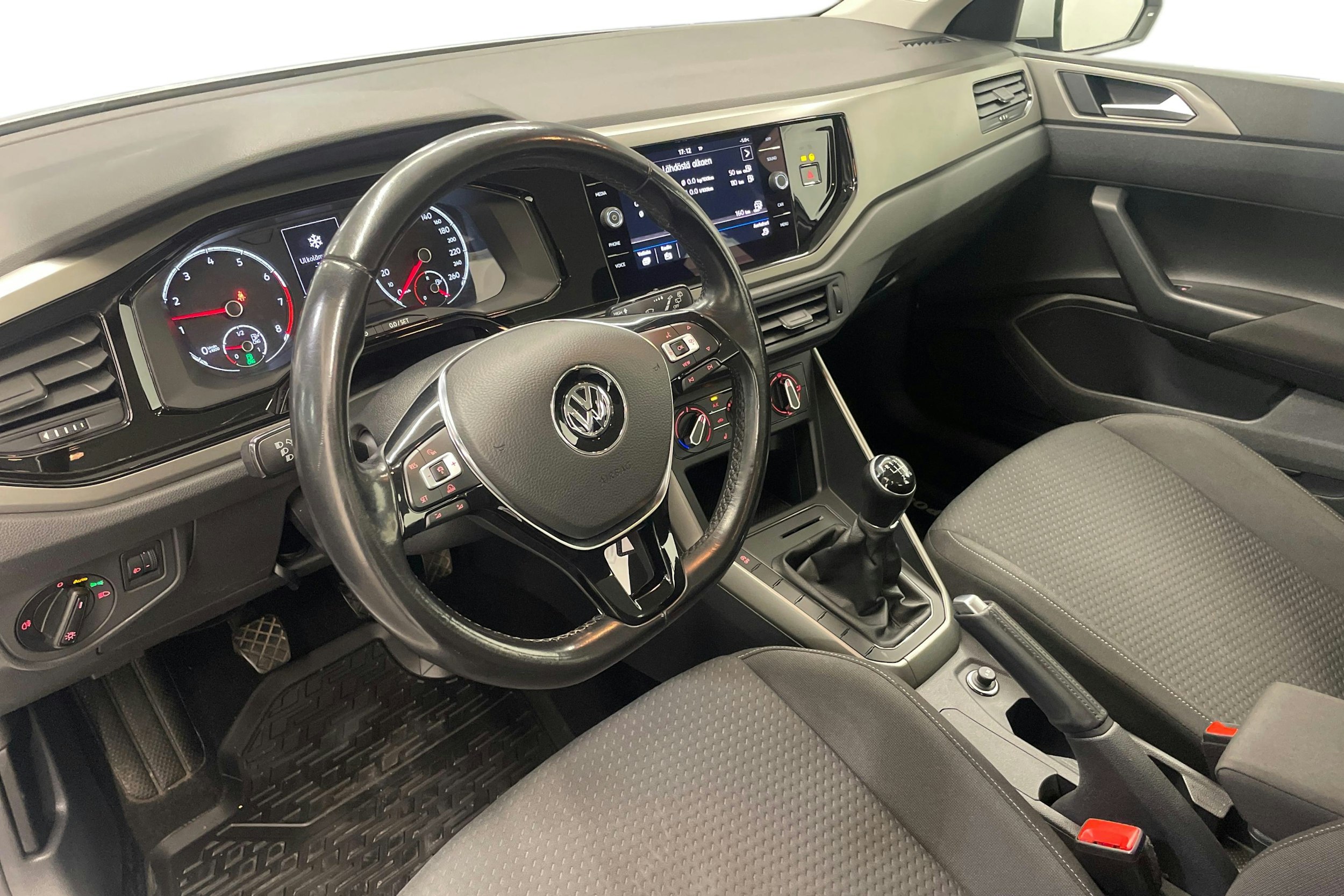 valkoinen Volkswagen Polo 2021 kuva 7.