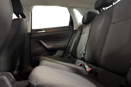 musta Volkswagen Polo 2021 kuva 10.