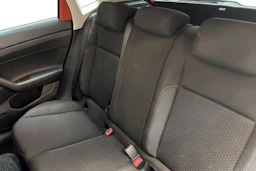 oranssi Volkswagen Polo 2021 kuva 11.