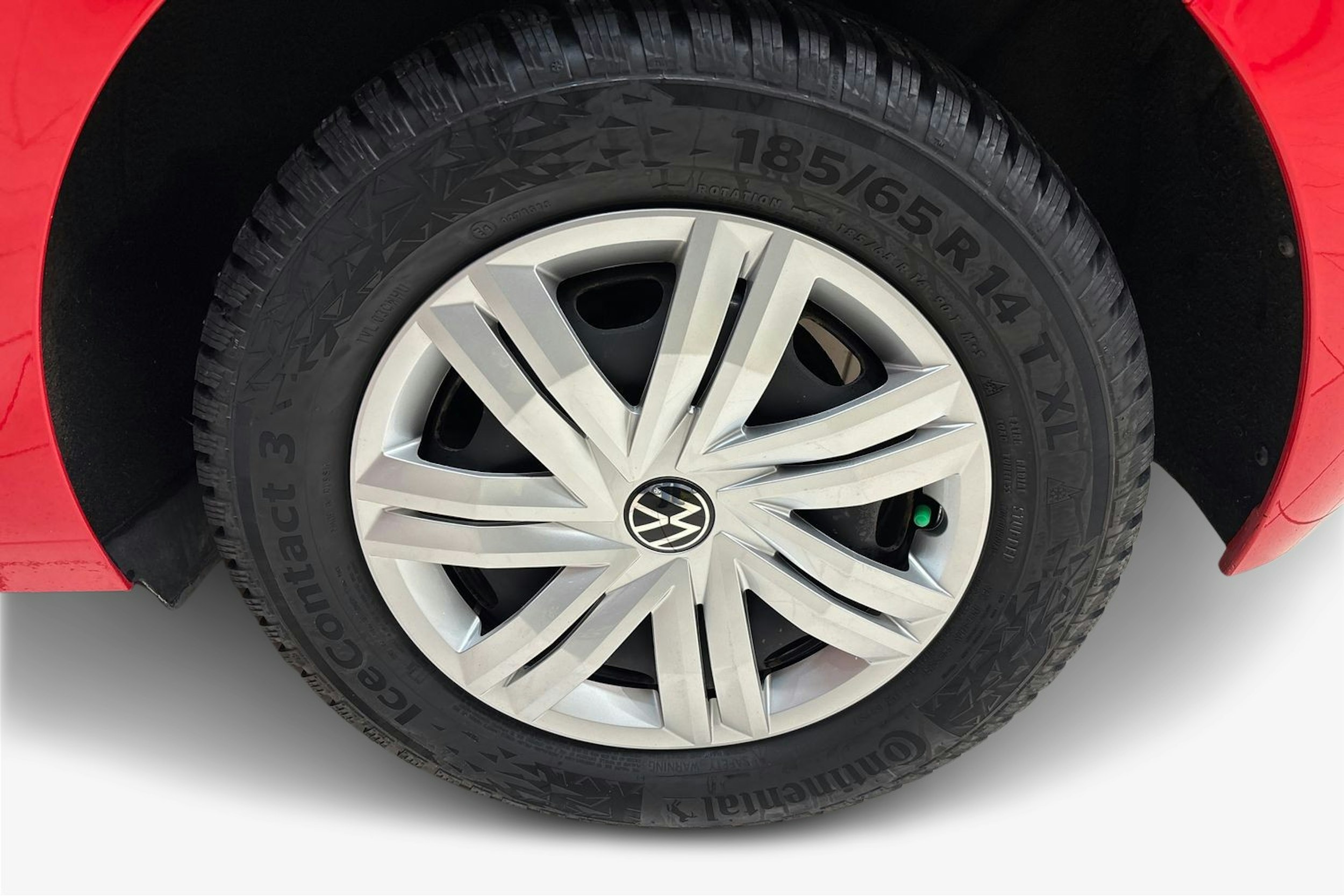 punainen Volkswagen Polo 2021 kuva 11.