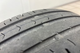 punainen Volkswagen Polo 2021 kuva 15.