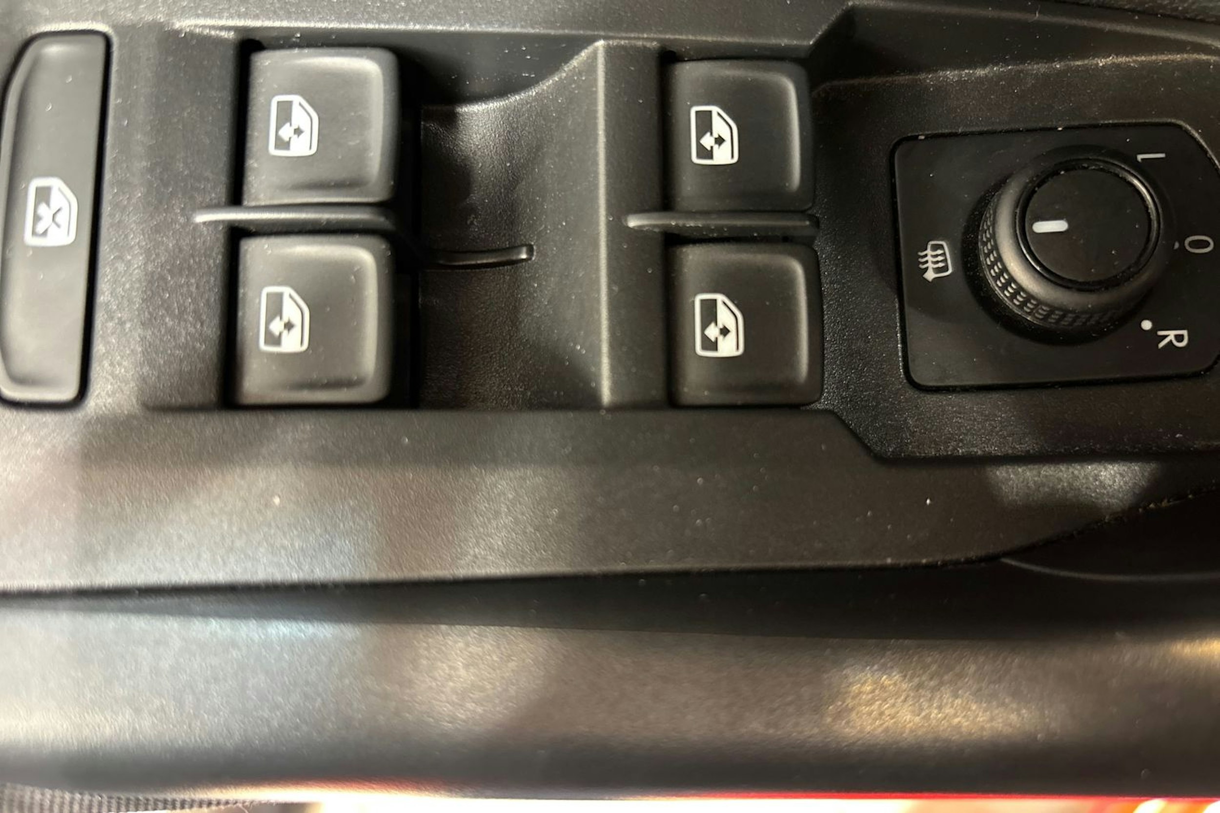 punainen Volkswagen Polo 2021 kuva 23.