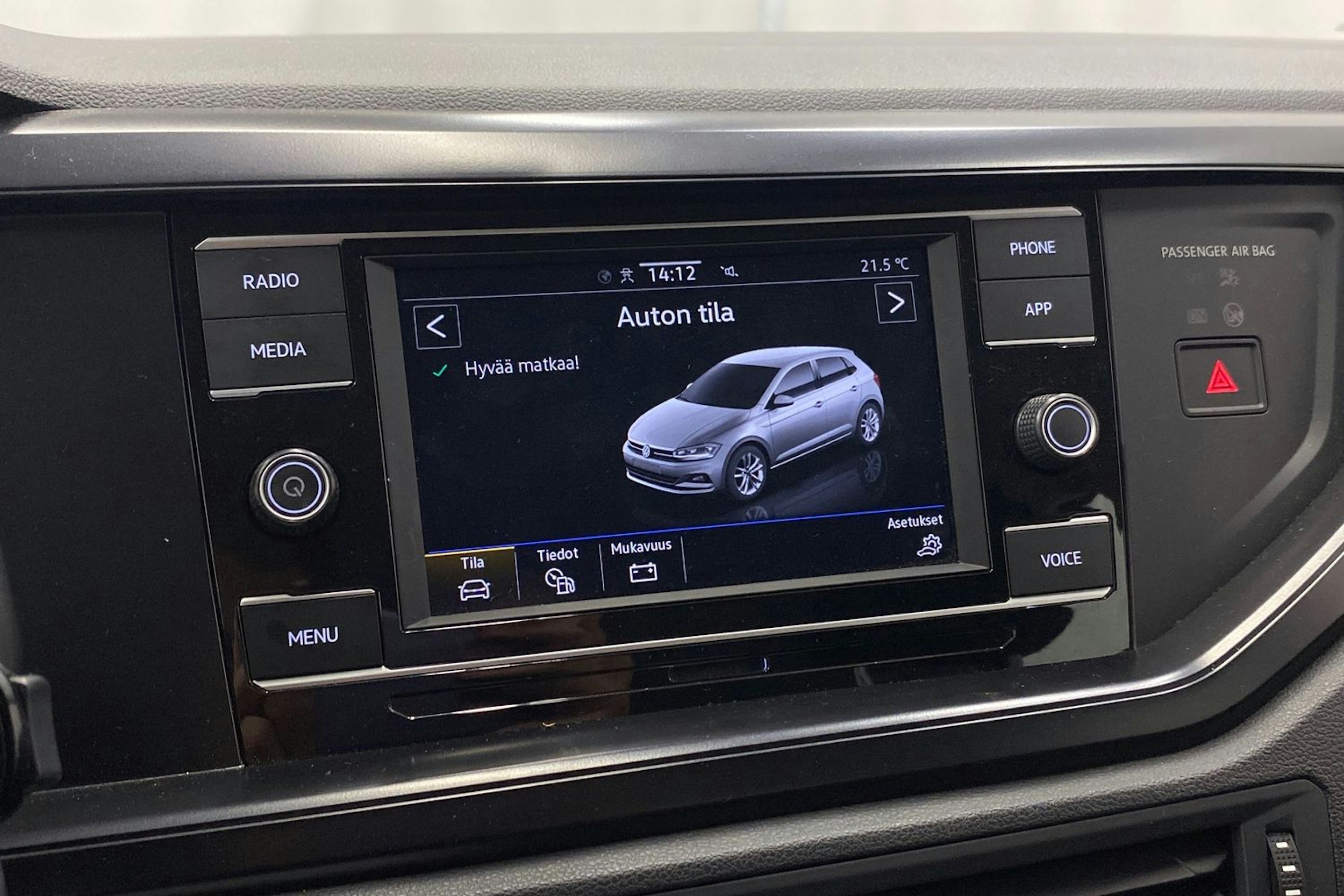 punainen Volkswagen Polo 2021 kuva 23.