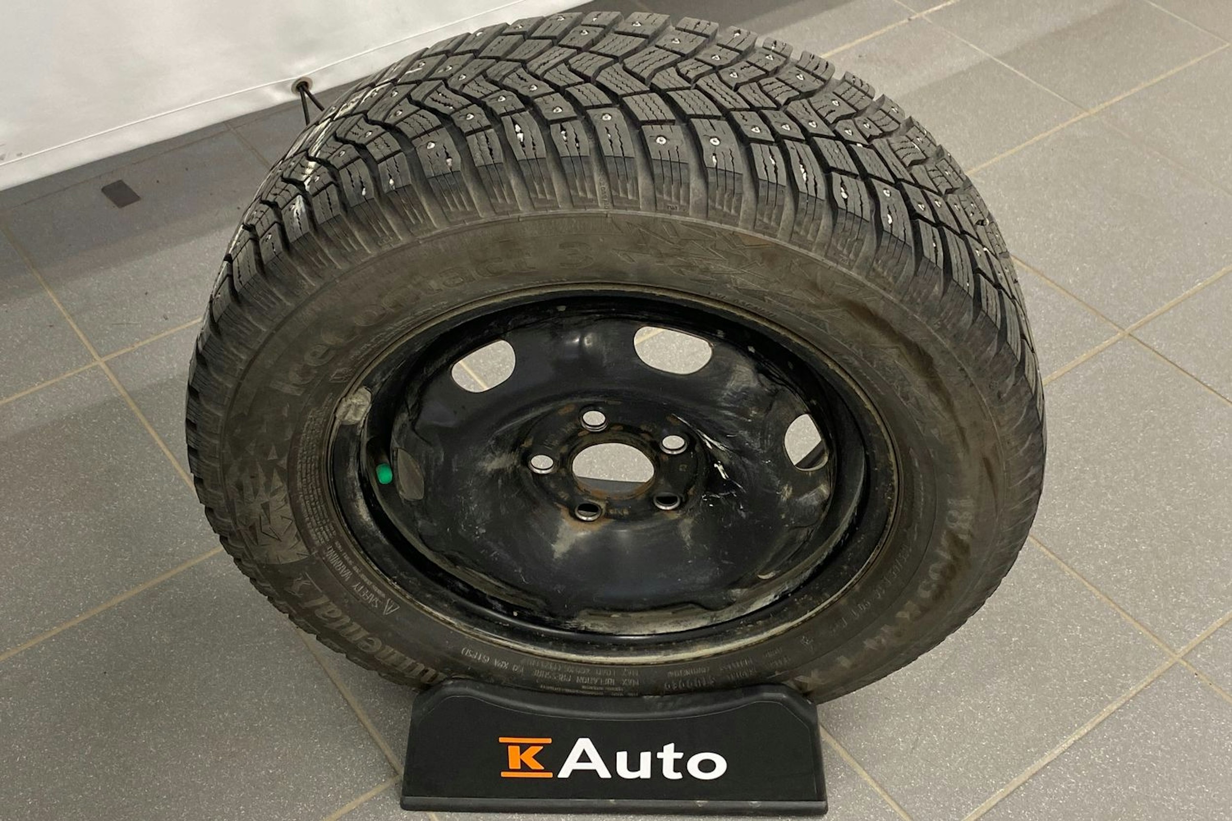 punainen Volkswagen Polo 2021 kuva 25.