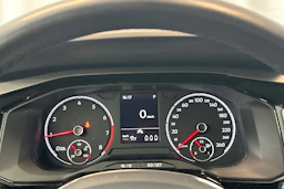 valkoinen Volkswagen Polo 2021 kuva 15.