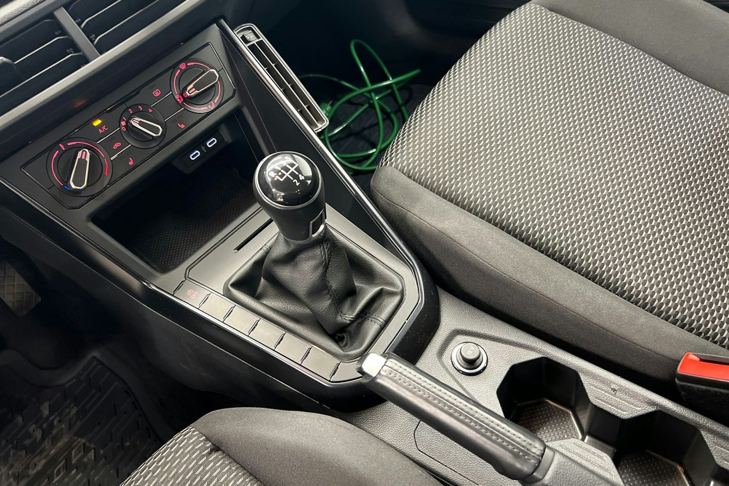 Hopea Volkswagen POLO 2021 kuva 24.