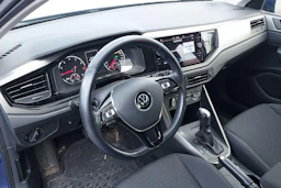 sininen Volkswagen Polo 2021 kuva 3.
