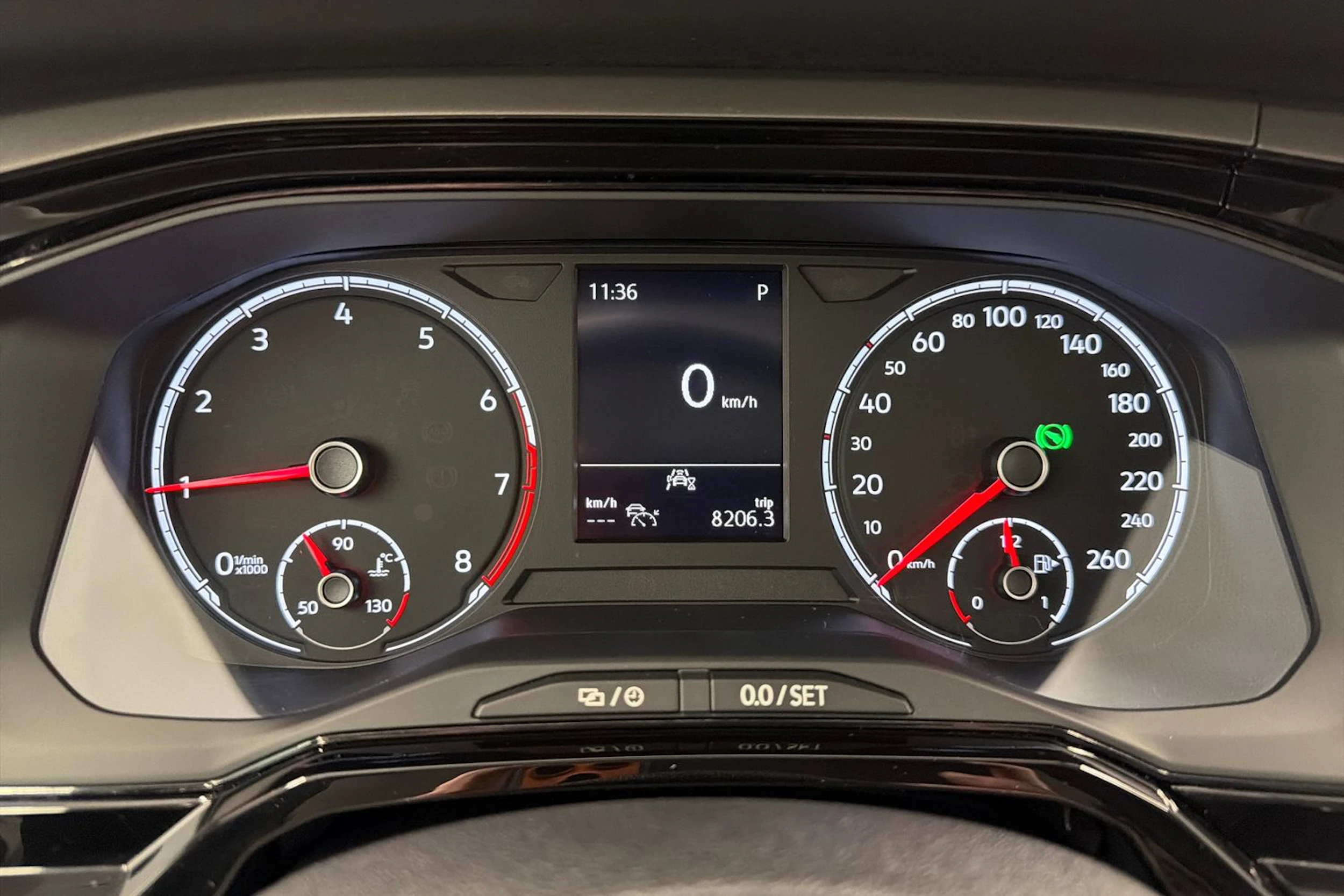 harmaa Volkswagen Polo 2021 kuva 18.