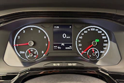 harmaa Volkswagen Polo 2021 kuva 18.