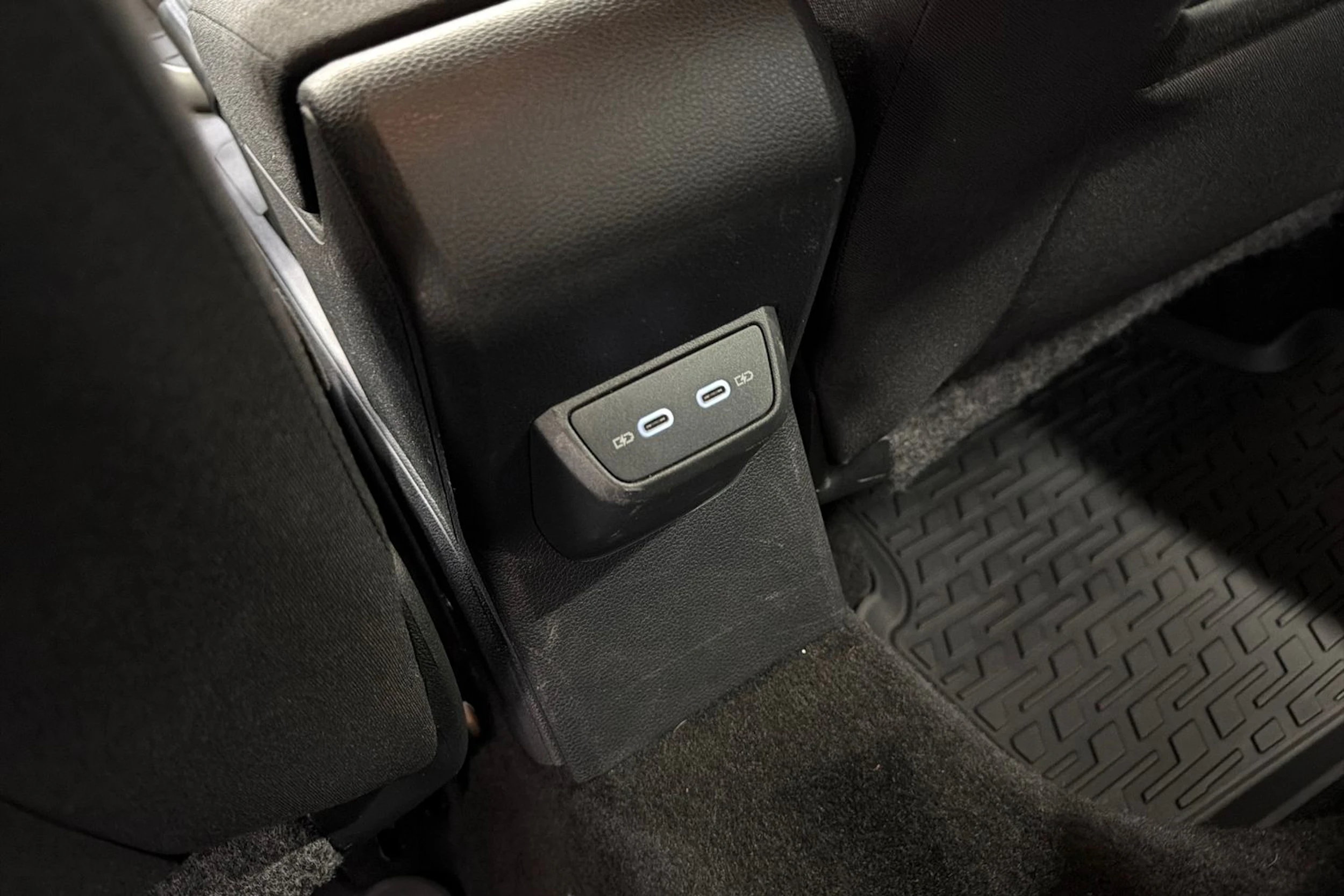 harmaa Volkswagen Polo 2021 kuva 29.