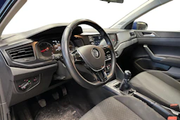 sininen Volkswagen Polo 2021 kuva 3.