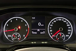 musta Volkswagen Polo 2021 kuva 16.