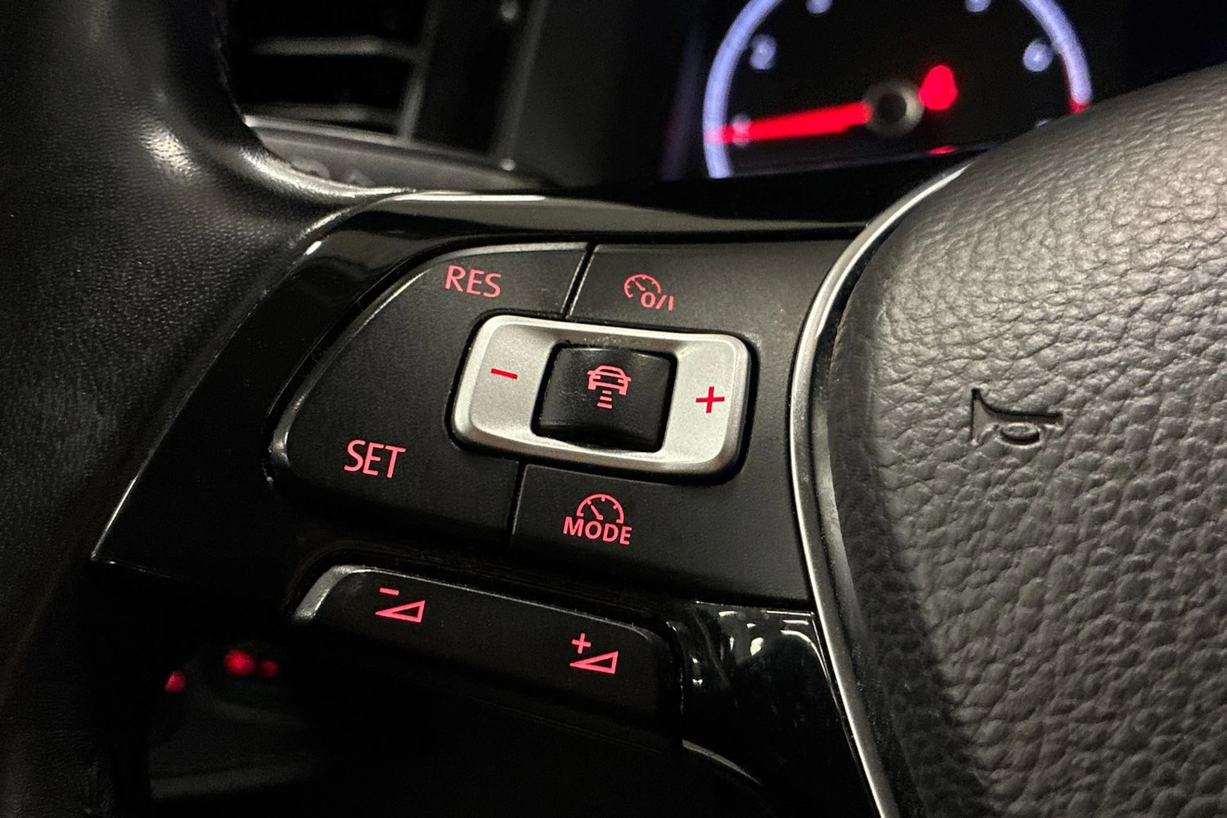 musta Volkswagen Polo 2021 kuva 17.