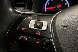 musta Volkswagen Polo 2021 kuva 17.