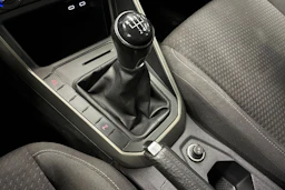 musta Volkswagen Polo 2021 kuva 21.