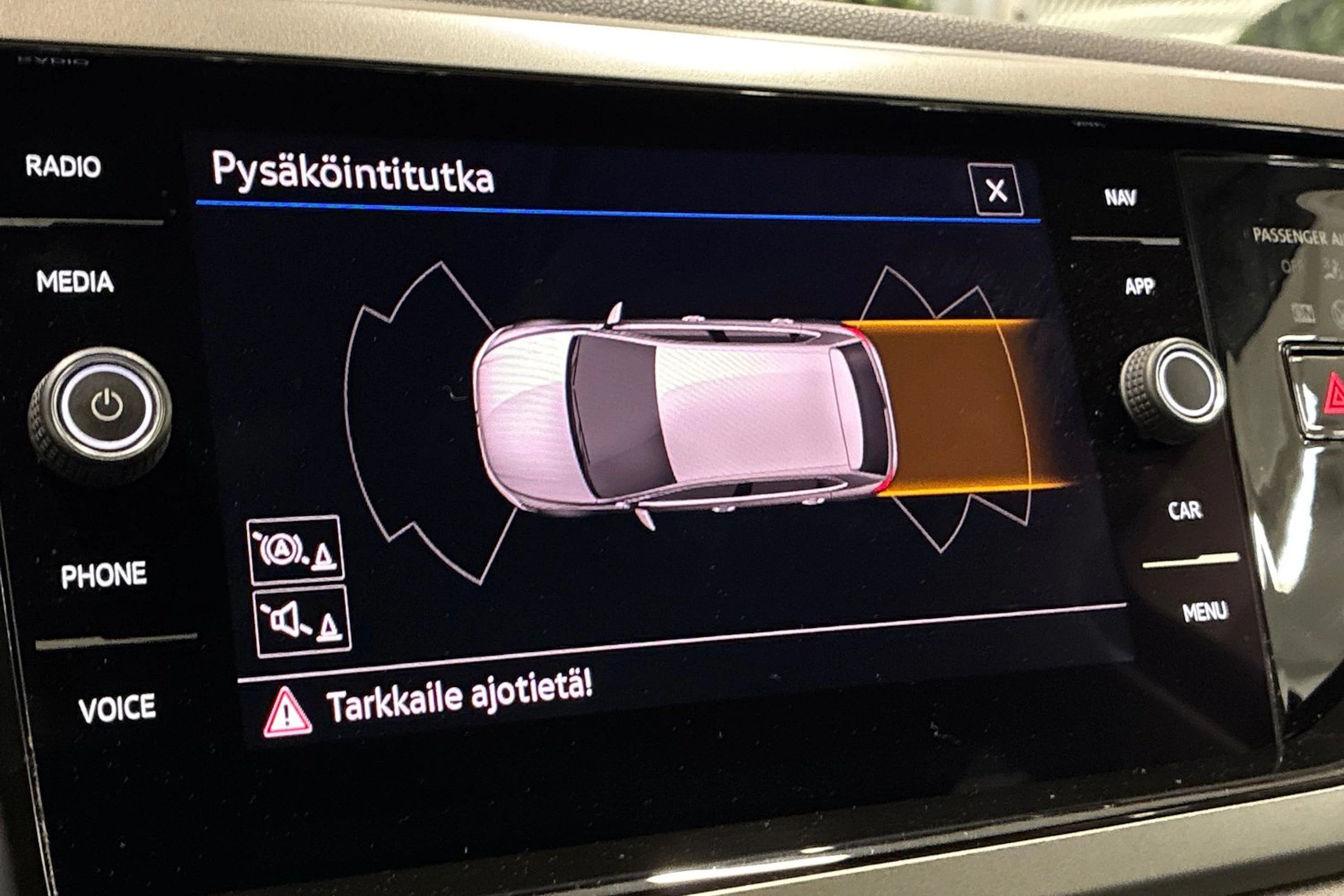 musta Volkswagen Polo 2021 kuva 24.