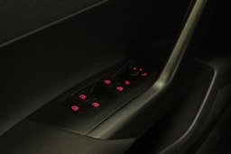 valkoinen Volkswagen Polo 2021 kuva 14.