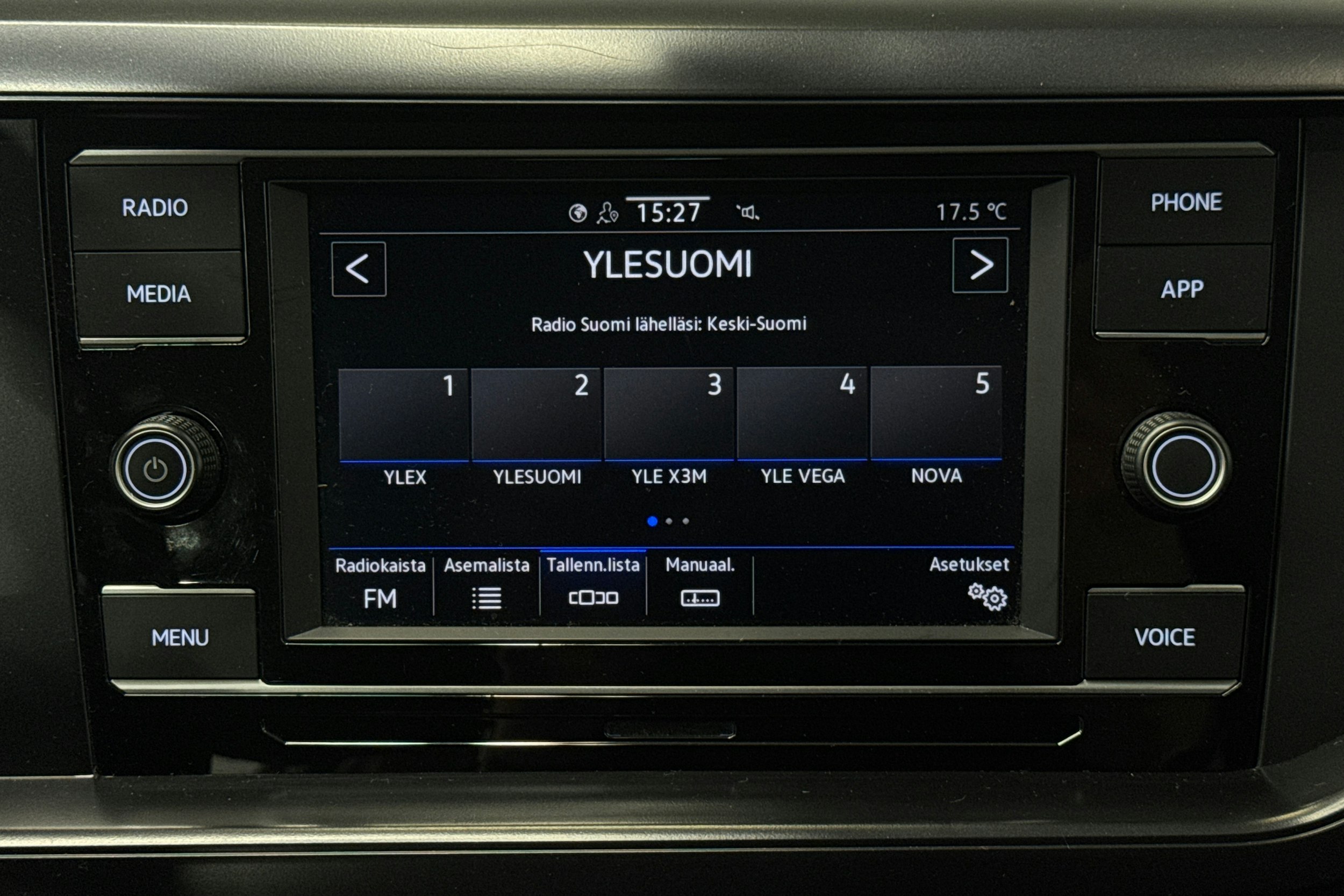 valkoinen Volkswagen Polo 2021 kuva 23.