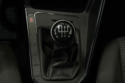 valkoinen Volkswagen Polo 2021 kuva 24.