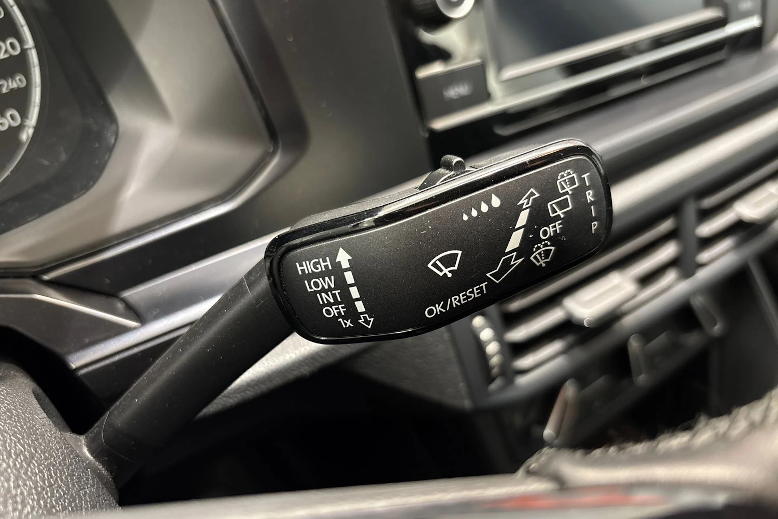 Valkoinen Volkswagen POLO 2021 kuva 16.