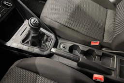 Valkoinen Volkswagen POLO 2021 kuva 19.
