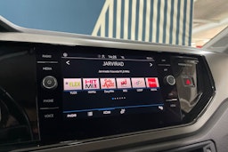 harmaa Volkswagen Polo 2021 kuva 18.