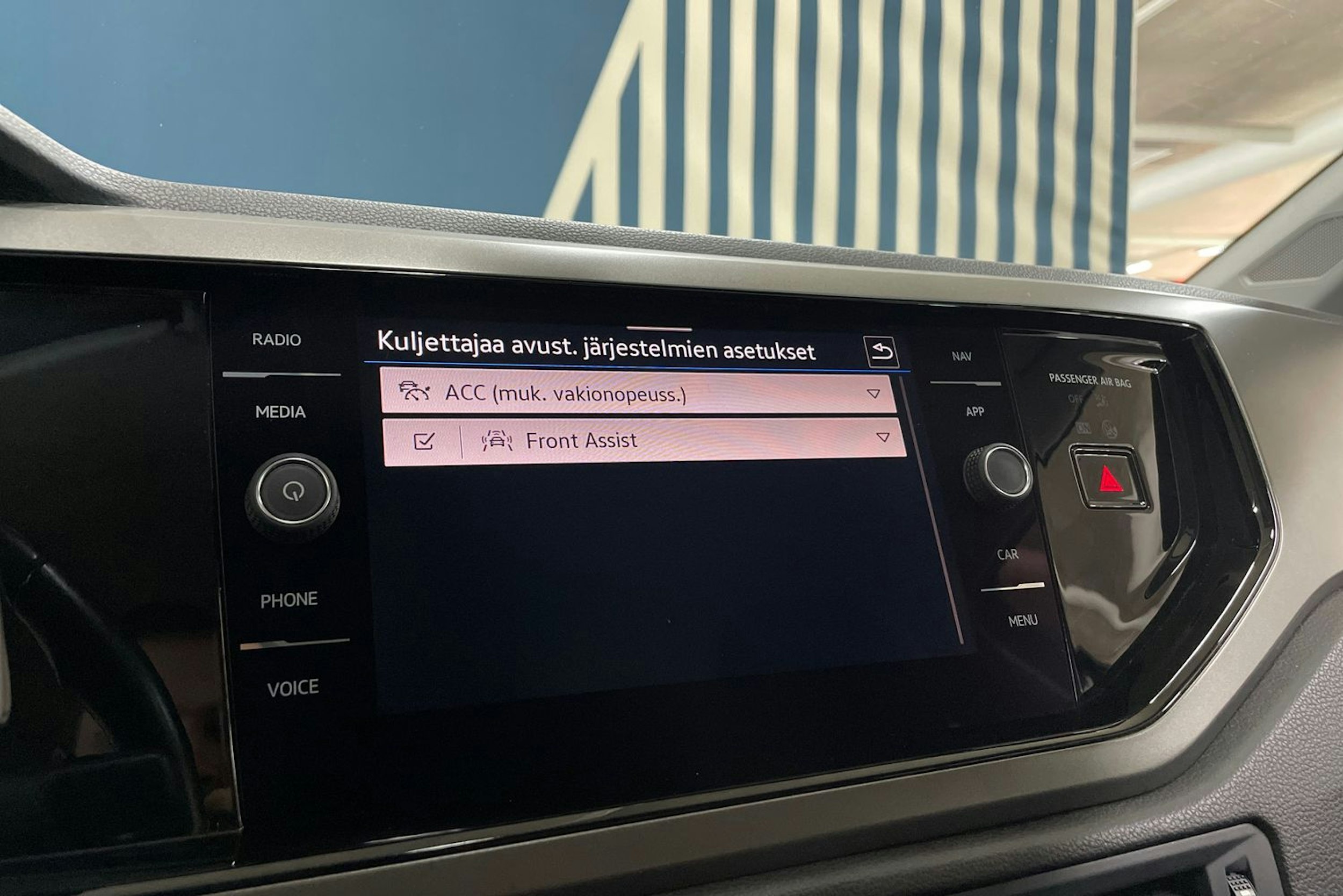 harmaa Volkswagen Polo 2021 kuva 23.