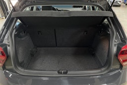 harmaa Volkswagen Polo 2021 kuva 27.
