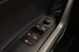 harmaa Volkswagen Polo 2021 kuva 18.