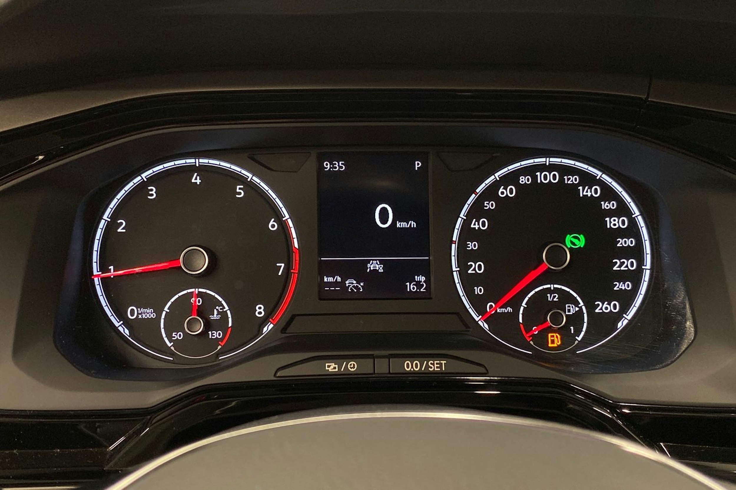 harmaa Volkswagen Polo 2021 kuva 20.