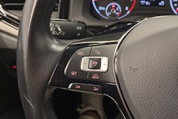 harmaa Volkswagen Polo 2021 kuva 21.