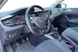 sininen Volkswagen Polo 2021 kuva 3.