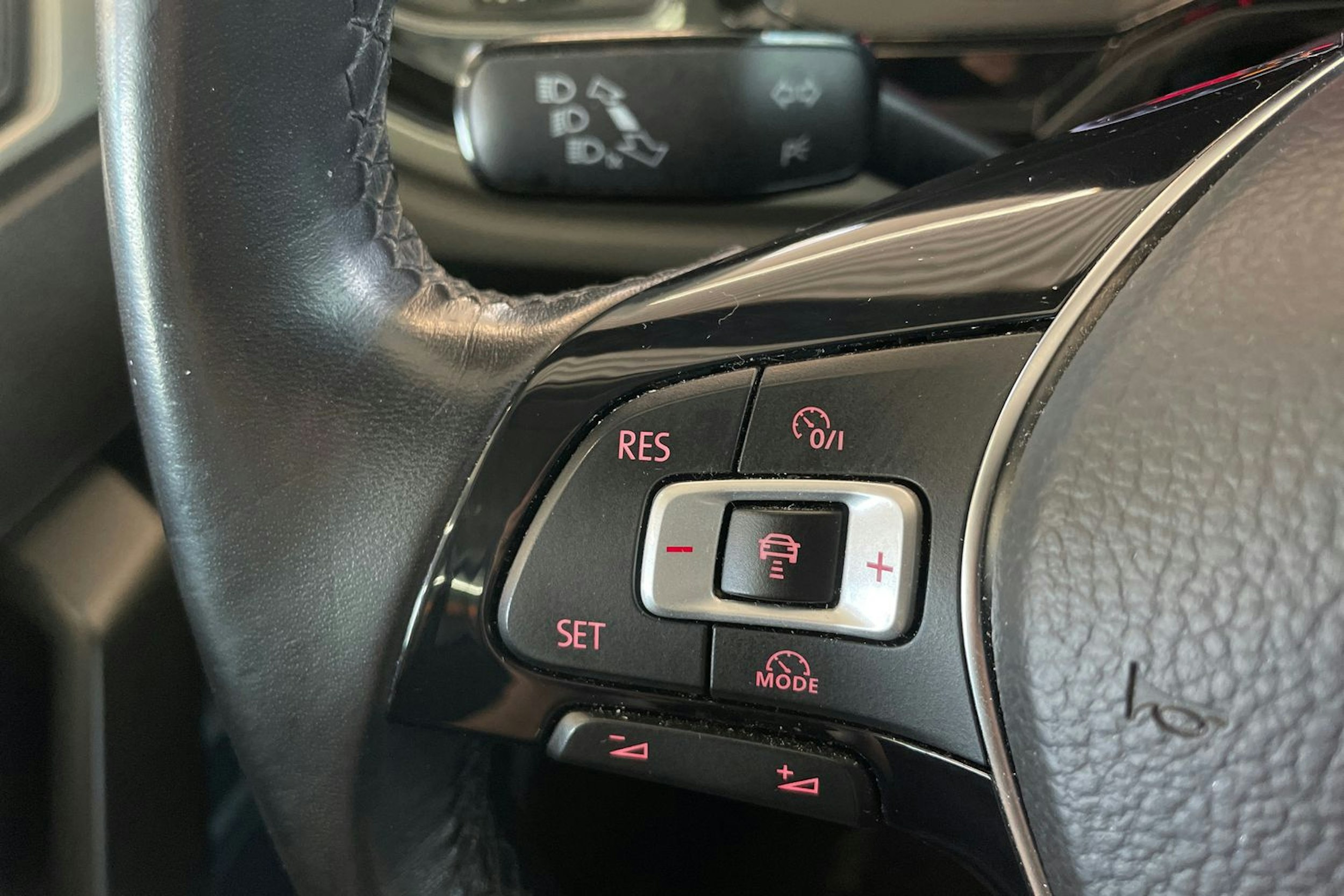 Harmaa Volkswagen POLO 2021 kuva 17.