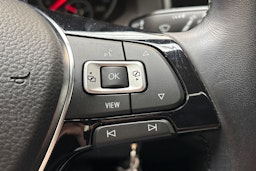 punainen Volkswagen Polo 2021 kuva 20.