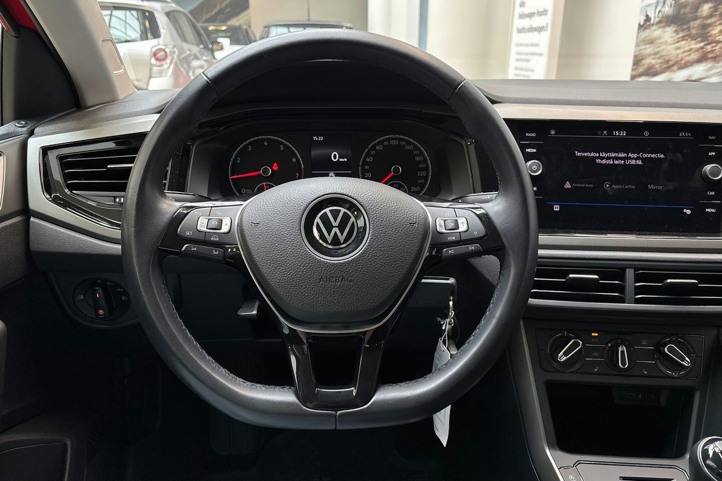 punainen Volkswagen Polo 2021 kuva 21.