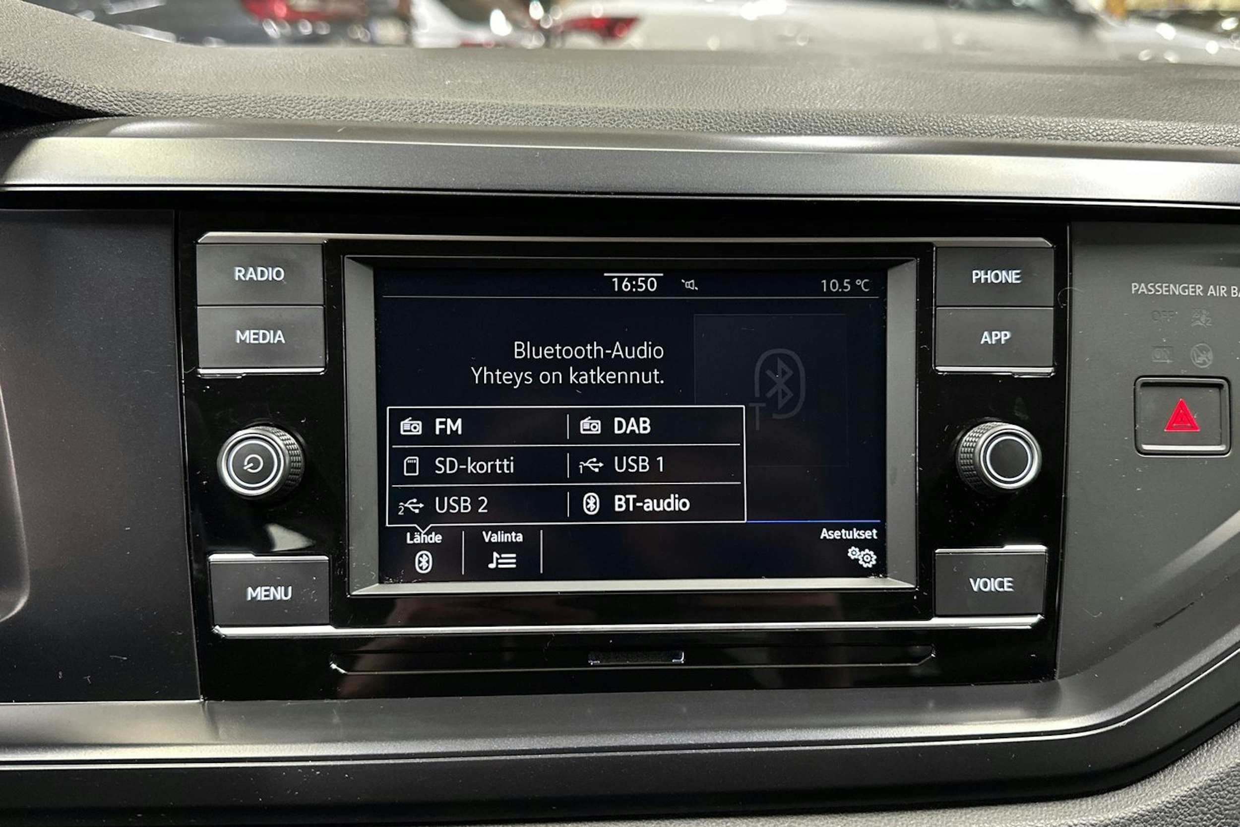 valkoinen Volkswagen Polo 2021 kuva 16.